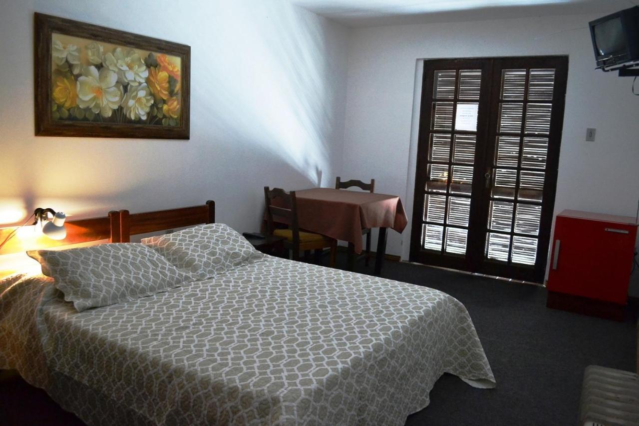 Hotel Pousada Dos Pinheiros Canela Dış mekan fotoğraf