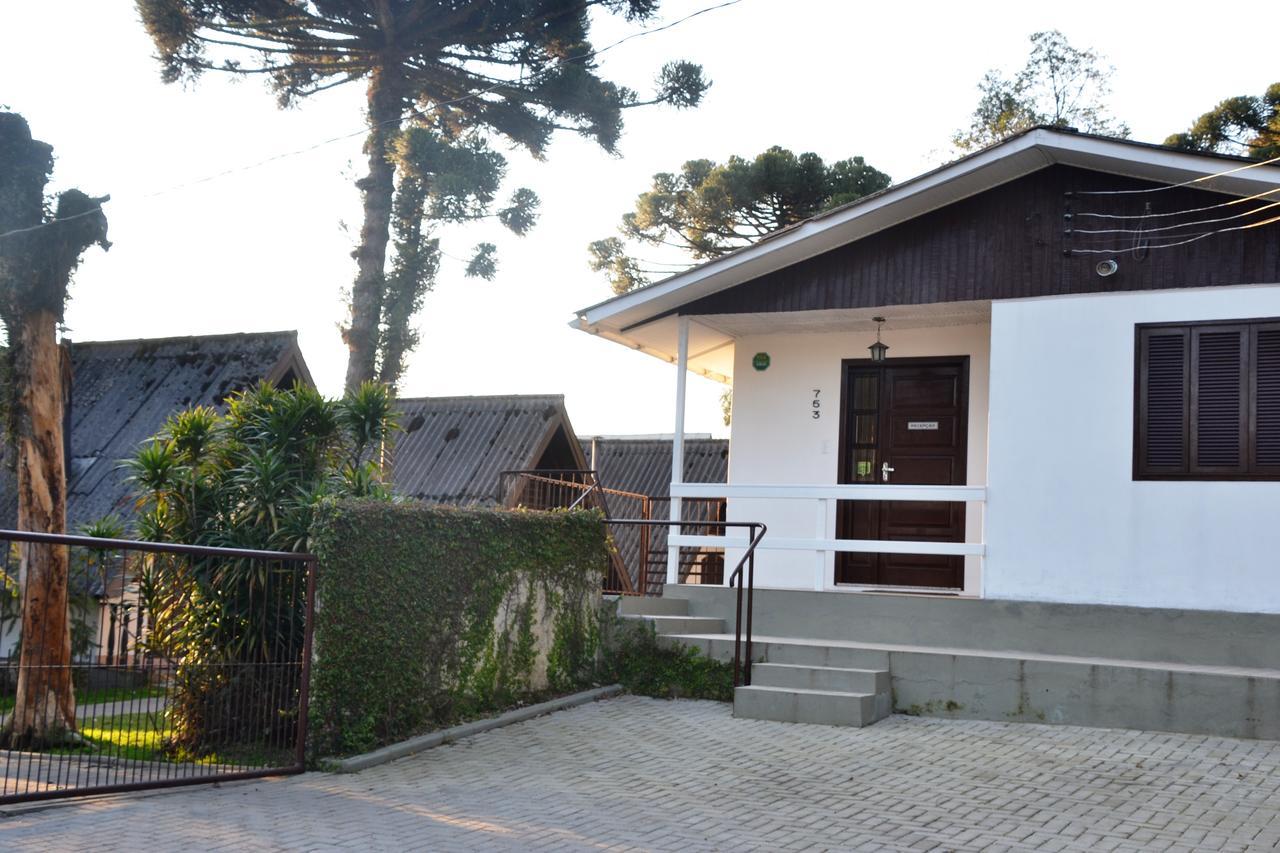 Hotel Pousada Dos Pinheiros Canela Dış mekan fotoğraf