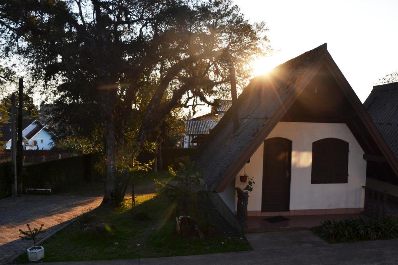 Hotel Pousada Dos Pinheiros Canela Dış mekan fotoğraf